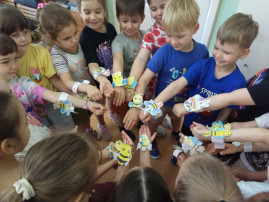 Всемирный день пчёл Всемирный день пчёл.